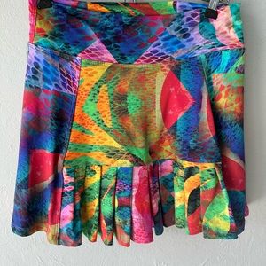 Dona Jo tennis skirt. Size 1. Never worn but tags are missing
